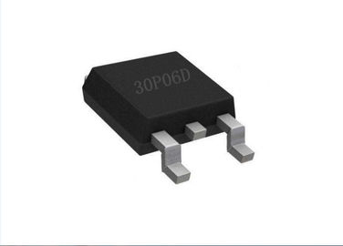 30P06D TO-252 ترانزیستور قدرت بالا ، ترانزیستور جلوه های سفارشی زمینه درست است